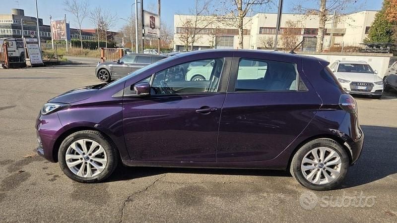 Usata Renault Zoe Zen 50 kW (69 CV) 2020 Viola Utilitaria