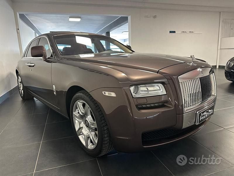 Usata Rolls Royce Ghost 571 CV (419 kW) 2010 Marrone Berlina