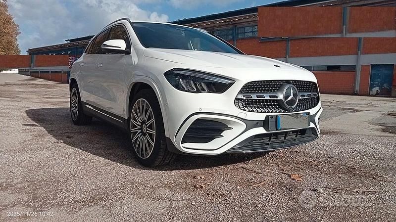 Nuova 2025 Mercedes GLA200 AMG line SUV | 42.500 € (Super prezzo) - Immagine 1/4