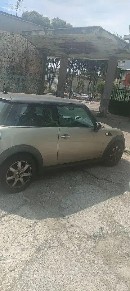 Usata Mini Cooper D 109 CV (80 kW) 2009 Grigio Utilitaria