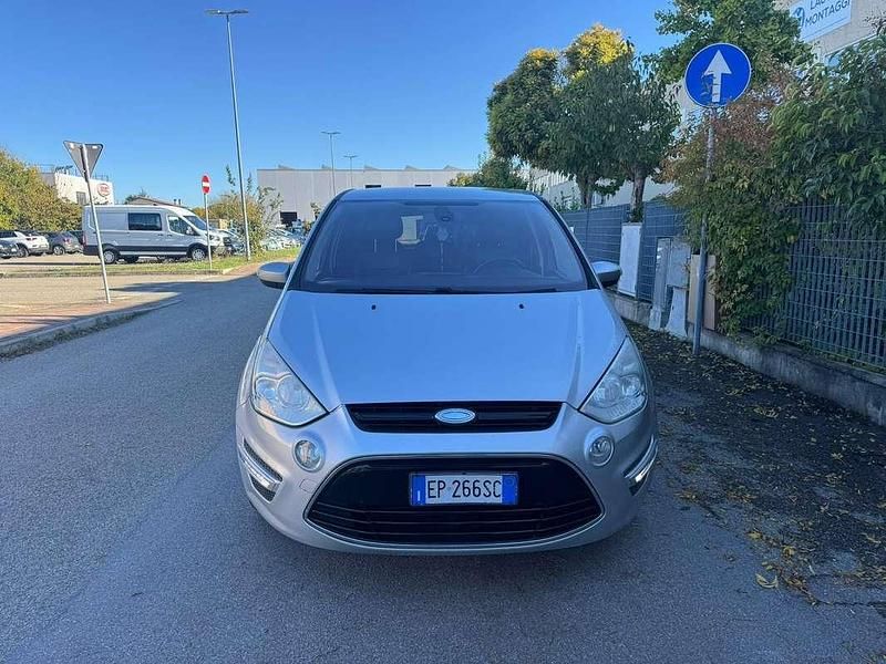 Usata Ford S-MAX Titanium 163 CV (119 kW) 2013 Monovolume