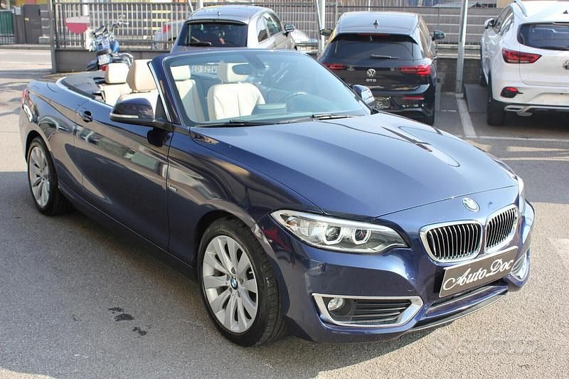 Usata BMW 220 Luxury Line 190 CV (139 kW) 2016 Blu Cabrio