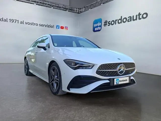 Usata Mercedes CLA200 AMG Line Premium 149 CV (109 kW) 2025 Bianco Station wagon