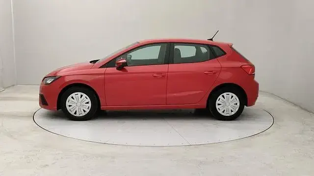 Usata Seat Ibiza Reference 90 CV (66 kW) 2022 Rosso Utilitaria