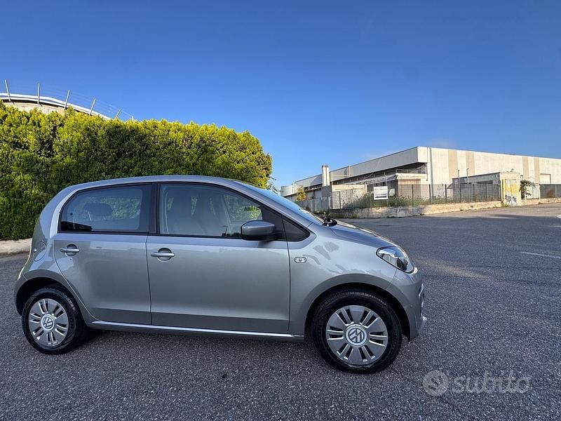 Usata VW up! 2015 Grigio Utilitaria