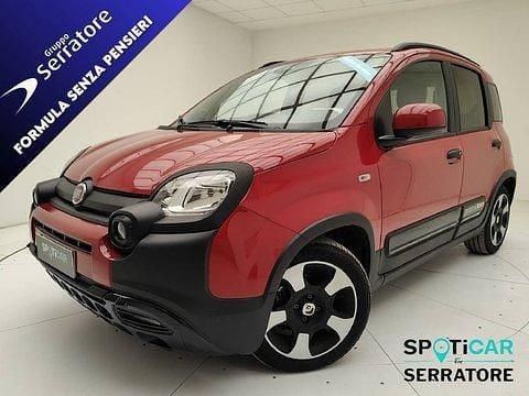 Usata Fiat Panda Cross 69 CV (50 kW) 2025 Rosso Utilitaria