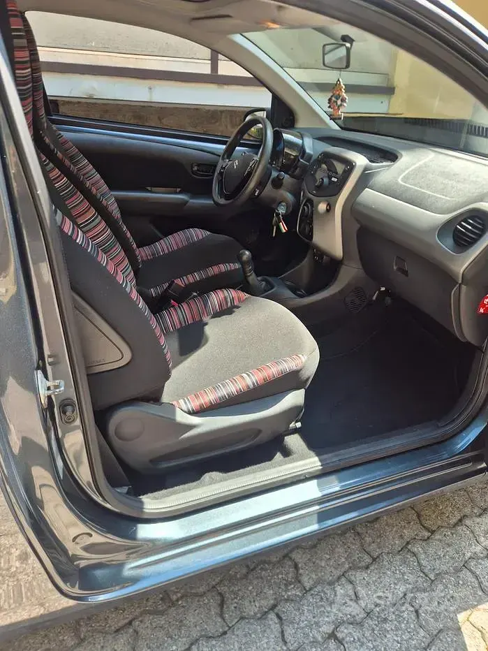 Usata Citroën C1 69 CV (50 kW) 2017 Grigio Utilitaria