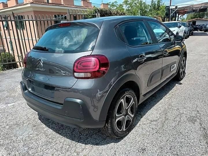 Usata Citroën C3 PureTech 83 CV (61 kW) 2024 Grigio Berlina