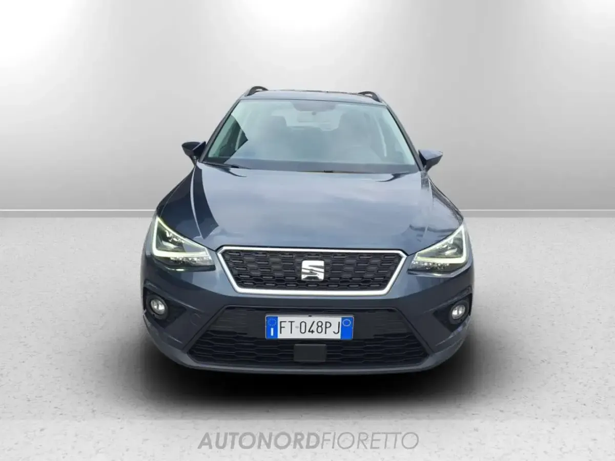 Usata Seat Arona Style 95 CV (69 kW) 2019 Grigio SUV