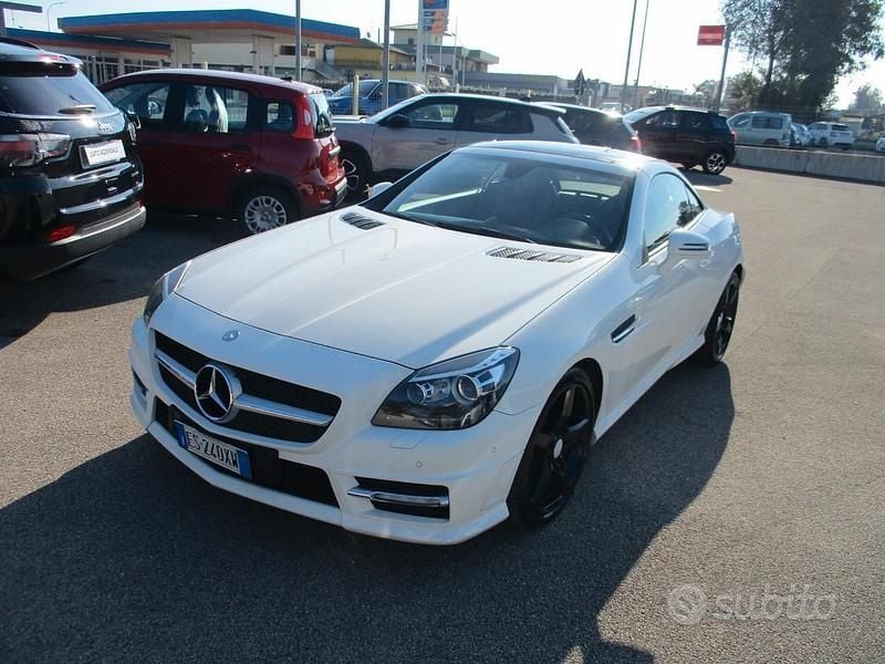 Begagnad Mercedes SLK250 Premium 204 HK (150 kW) 2012 Vit Cab