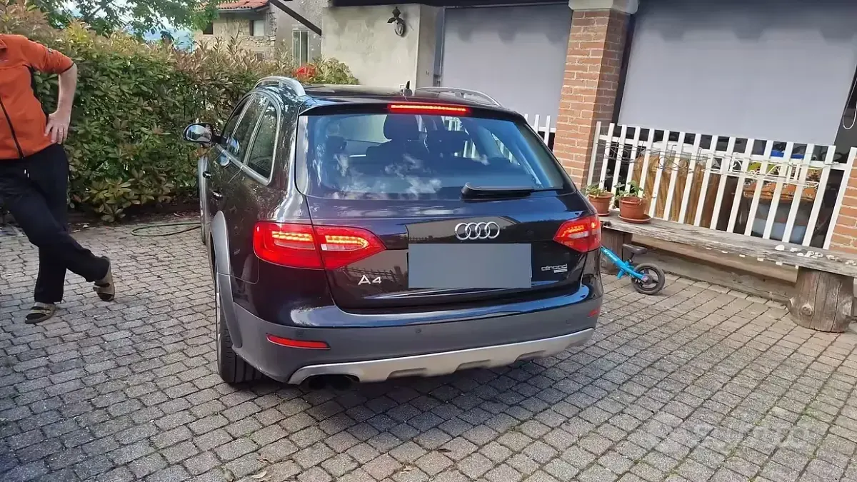 Usata Audi A4 Allroad 177 CV (130 kW) 2013 Nero Station wagon