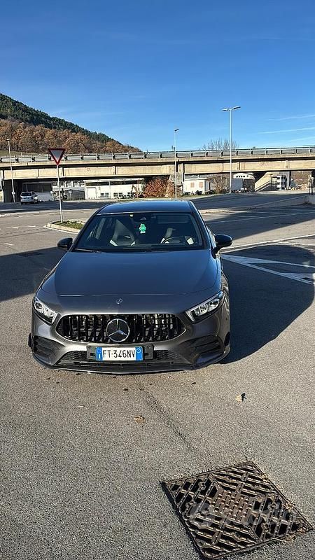Usata Mercedes A250 2019 Grigio Berlina