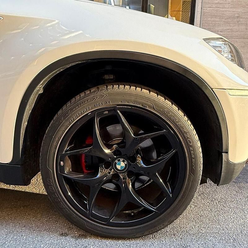 Begagnad BMW X6 Efficient Dynamics 235 HK (172 kW) 2008 Vit SUV