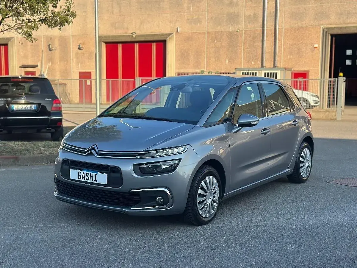 Usata Citroën Grand C4 Picasso Shine 120 CV (88 kW) 2017 Grigio chiaro Monovolume