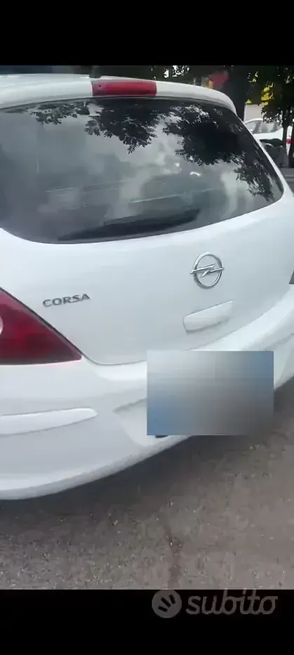Usata Opel Corsa 85 CV (62 kW) 2013 Bianco Utilitaria