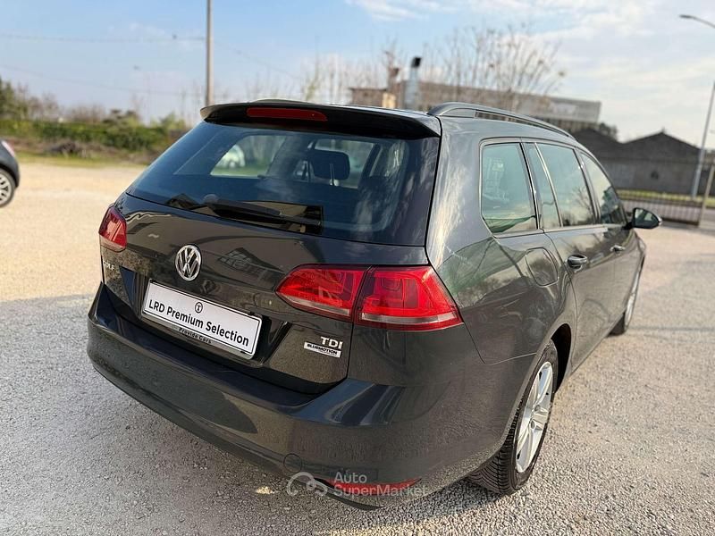 Usata VW Golf VII Trendline 90 CV (66 kW) 2016 Nero Station wagon