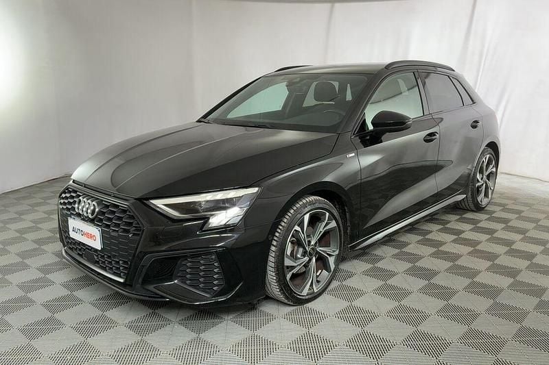 Usata Audi A3 Sportback e-tron S-Line 110 CV (80 kW) 2023 Nero Utilitaria