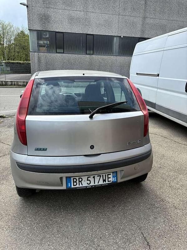 Usata Fiat Punto 60 CV (44 kW) 2001 Other Utilitaria