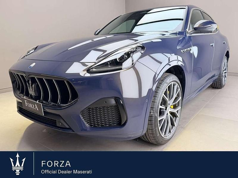 Nuova Maserati Grecale 250 CV (183 kW) 2025 Night interaction SUV