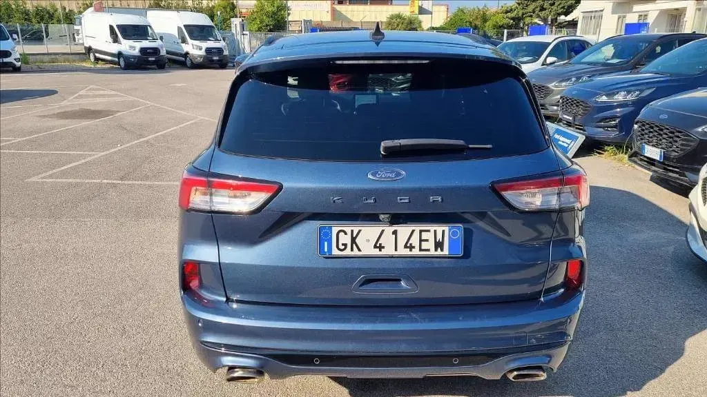 Usata Ford Kuga ST-Line 120 CV (88 kW) 2022 Chrome blu SUV