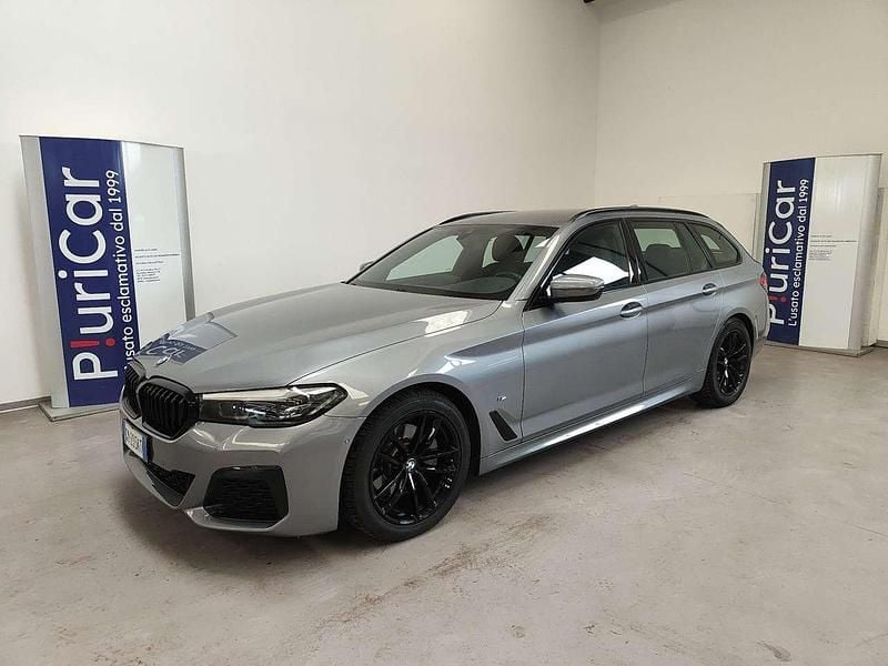 Usata BMW 520 M Sport 190 CV (139 kW) 2023 Grigio Station wagon
