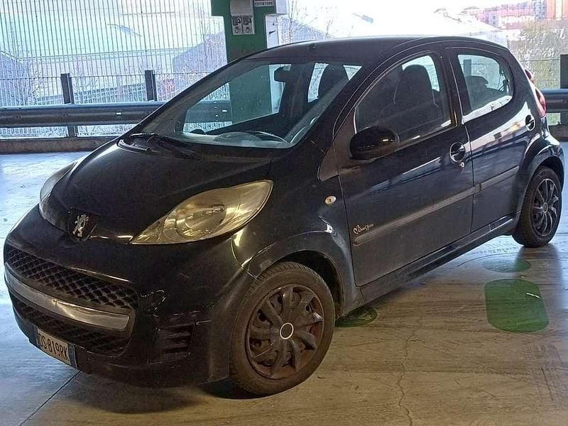 Nero Usata 2009 Peugeot 107 Due volumi | 3900 € (Ottimo prezzo) - Immagine 1/4