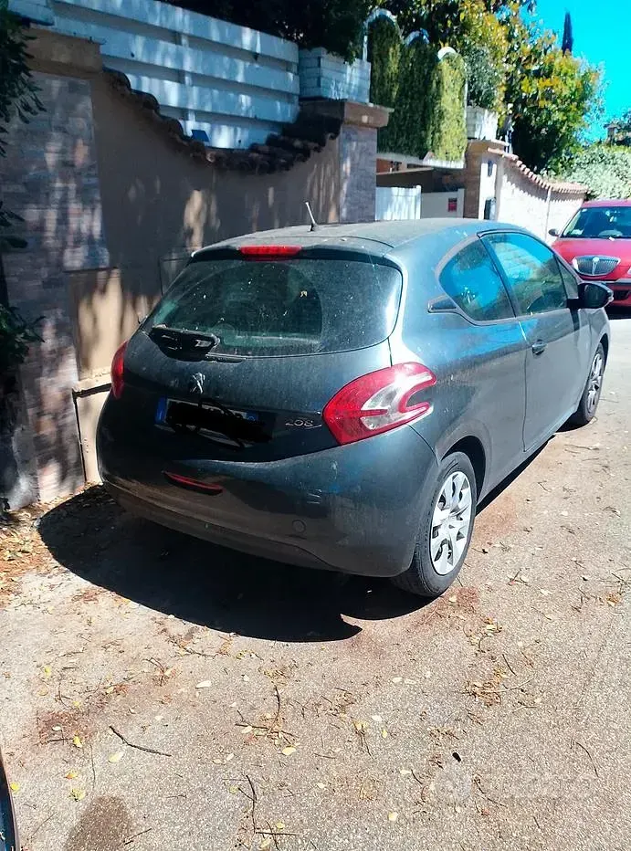 Usata Peugeot 208 82 CV (60 kW) 2012 Grigio Utilitaria