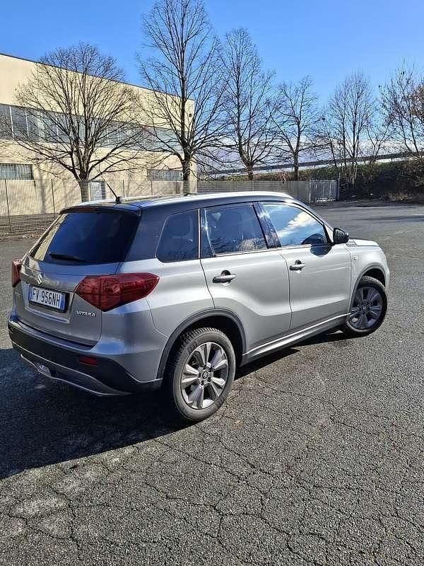 Usata Suzuki Vitara Cool 111 CV (81 kW) 2019 Grigio SUV