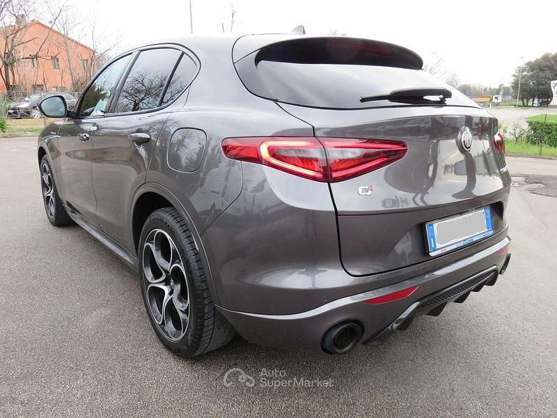 Usata Alfa Romeo Stelvio Ti 280 CV (205 kW) 2022 Grigio SUV