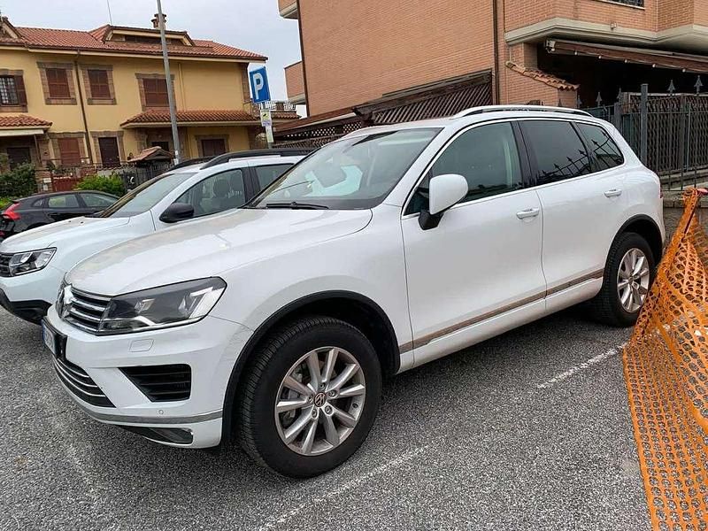 Usata VW Touareg Executive 204 CV (150 kW) 2015 Bianco SUV