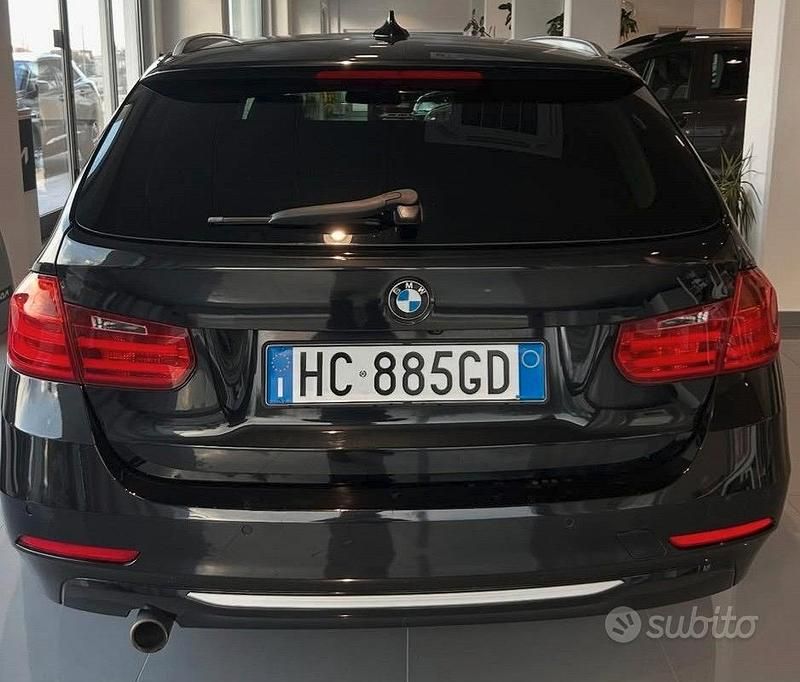 Usata BMW 320 184 CV (135 kW) 2015 Nero Station wagon