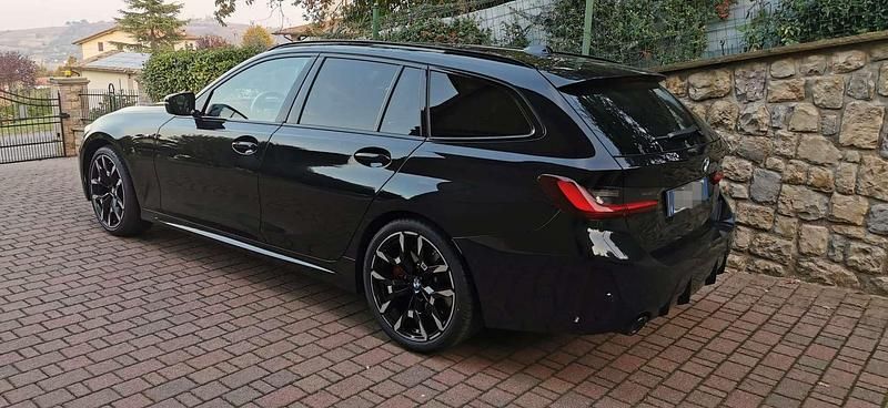 Usata BMW 320 M Sport 190 CV (139 kW) 2024 Nero Station wagon