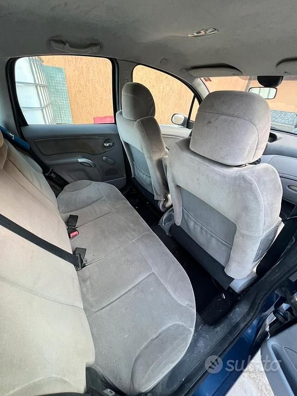 Usata Citroën C3 70 CV (51 kW) 2005 Blu Berlina