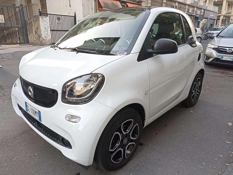 Usata Smart ForTwo Electric Drive Prime 41 kW (56 CV) 2018 Bianco Berlina