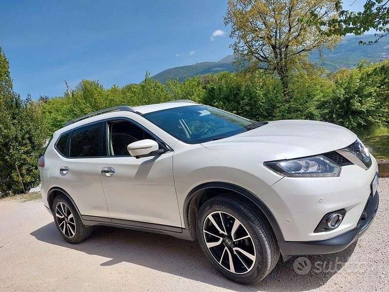 Usata Nissan X-Trail Tekna 131 CV (96 kW) 2014 Bianco SUV