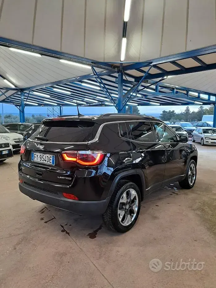 Usata Jeep Compass Limited 140 CV (102 kW) 2019 Nero SUV
