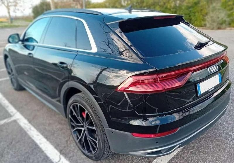 Usata Audi Q8 Sport 340 CV (250 kW) 2022 Nero SUV