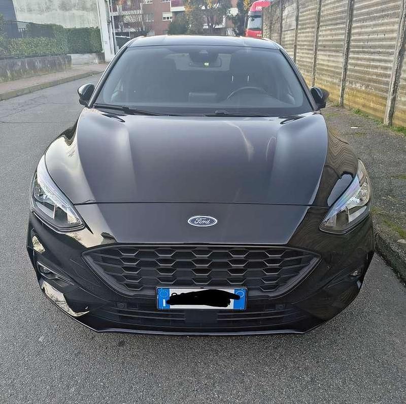 Usata Ford Focus ST-Line 125 CV (91 kW) 2021 Nero Berlina