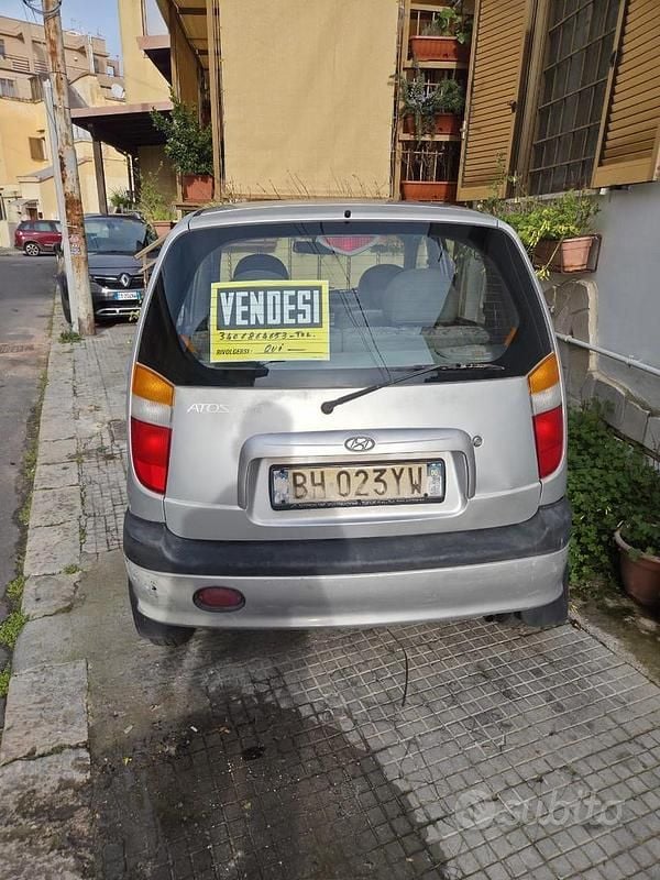 Usata Hyundai Atos 54 CV (39 kW) 2000 Grigio Utilitaria