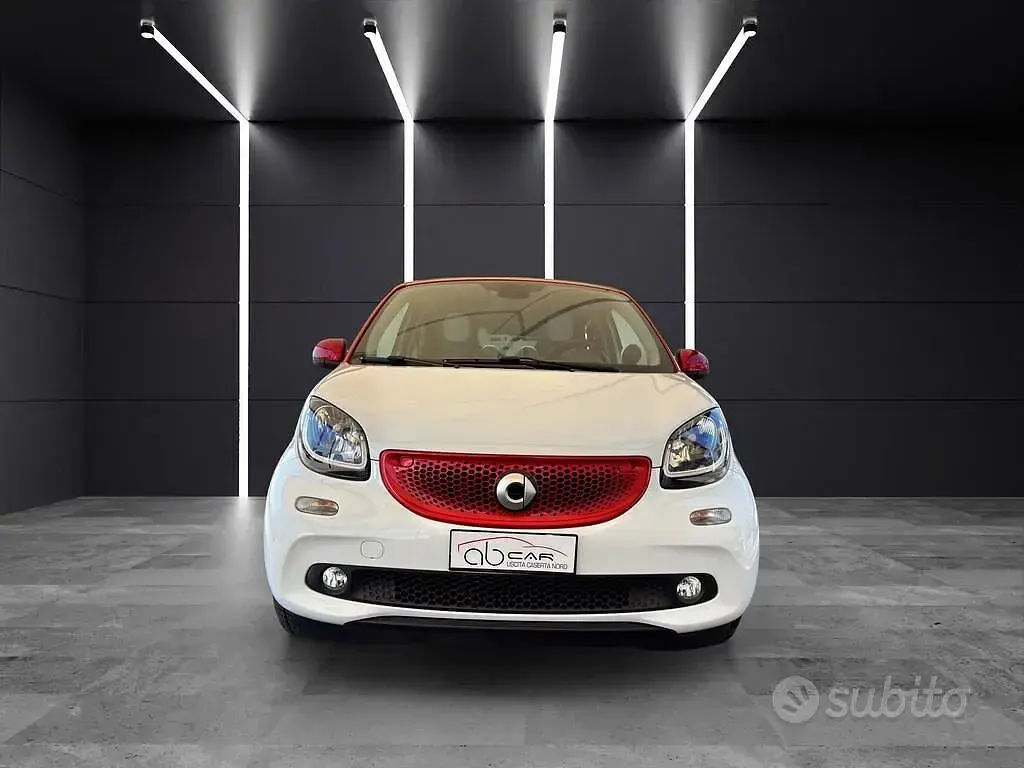 Usata Smart ForFour Passion 71 CV (52 kW) 2018 Bodypanels in white Utilitaria