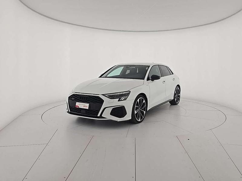 Usata Audi A3 Sportback S-Line 200 CV (147 kW) 2023 Bianco Utilitaria