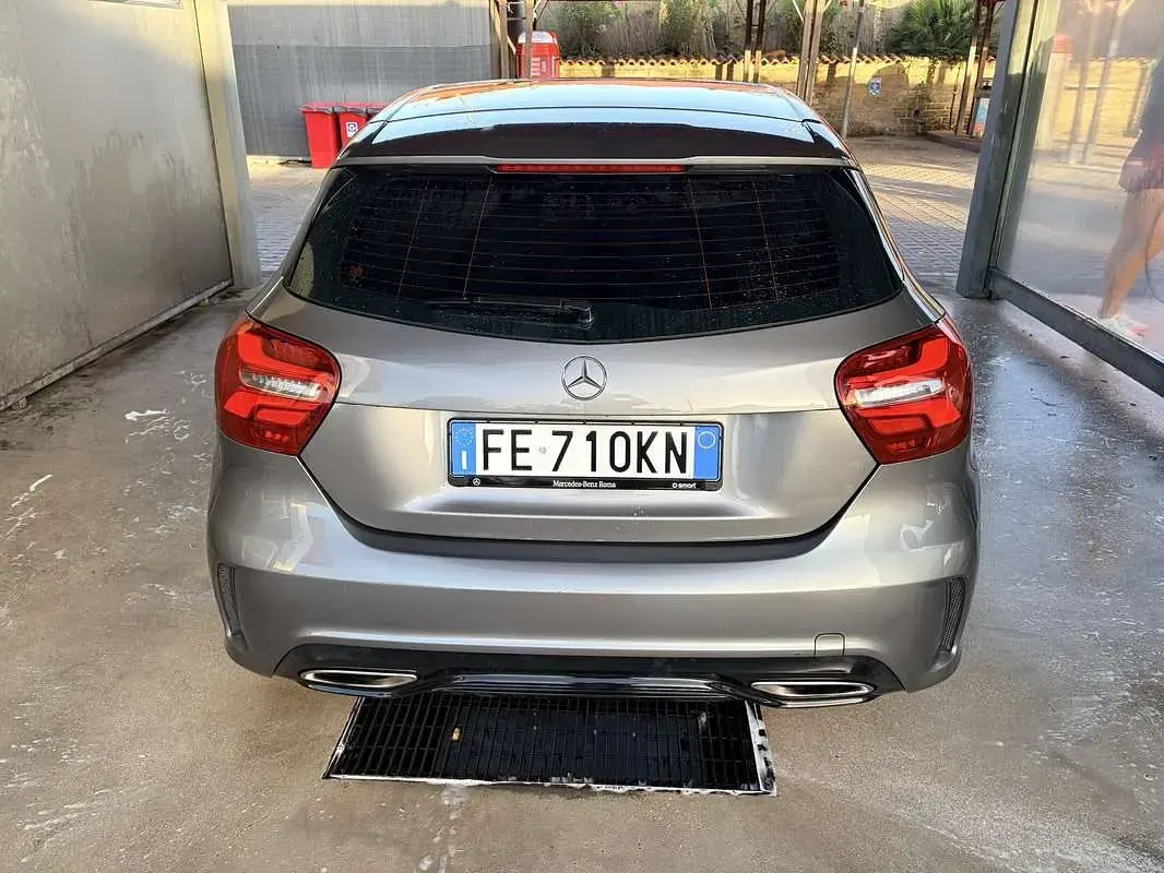 Usata Mercedes A250 Premium 211 CV (155 kW) 2016 Utilitaria