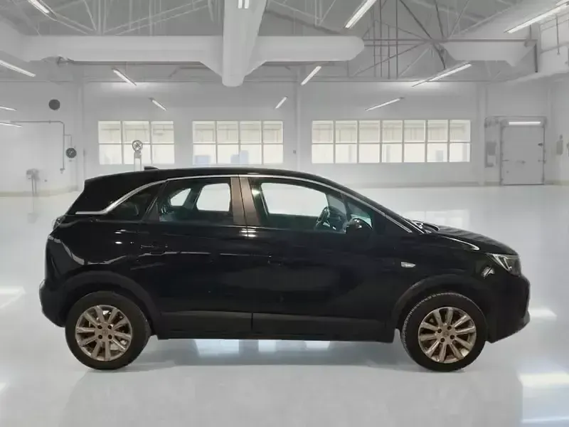Usata Opel Crossland Elegance 119 CV (87 kW) 2021 SUV