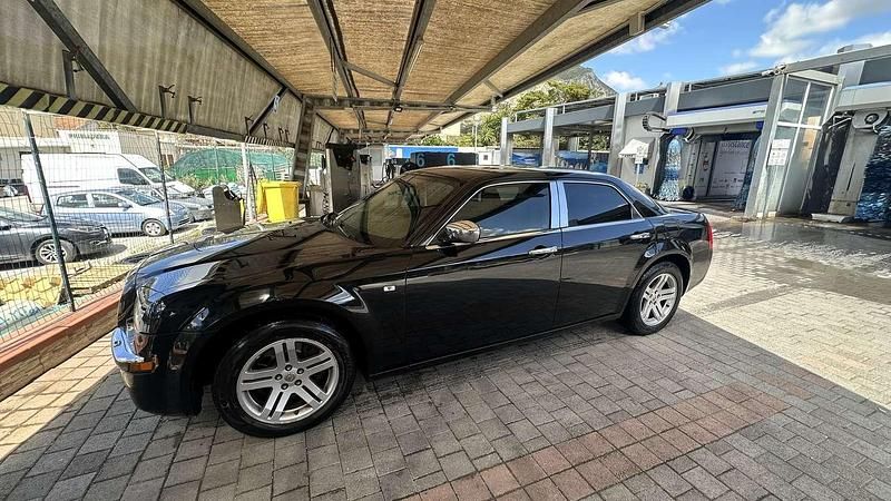 Usata Chrysler 300C 218 CV (160 kW) 2006 Berlina