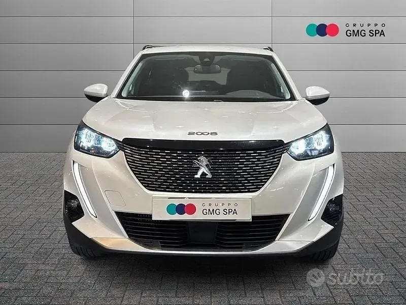 Usata Peugeot 2008 Allure 110 CV (80 kW) 2021 Bianco SUV