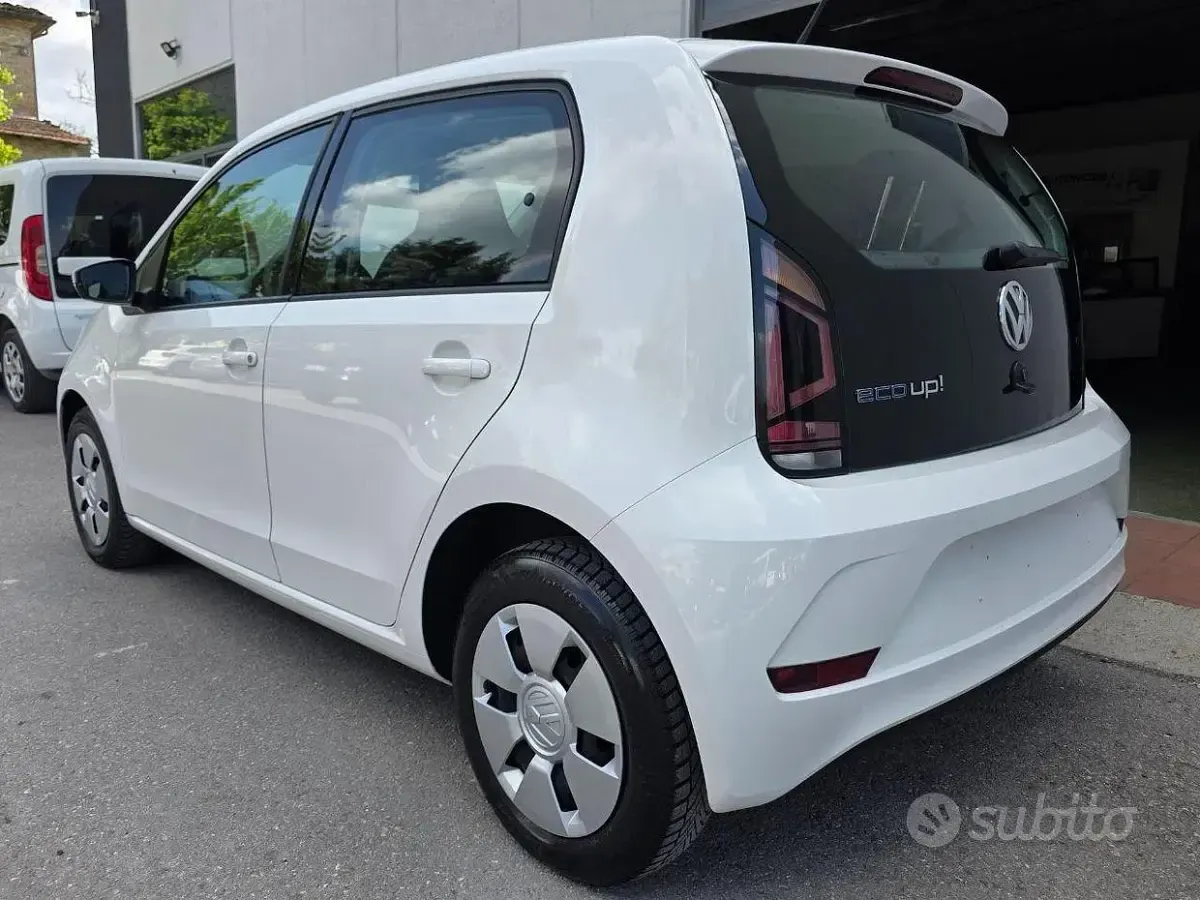 Usata VW up! move up! 68 CV (50 kW) 2019 Bianco Utilitaria