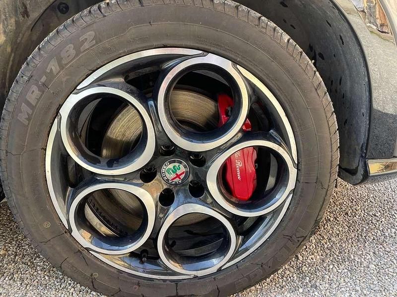 Usata Alfa Romeo Tonale Ti 131 CV (96 kW) 2024 Marrone SUV