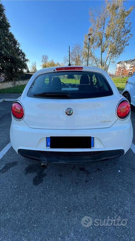 Usato 2017 Alfa Romeo MiTo 1.4 Benzin 77 CV (8.000 €)