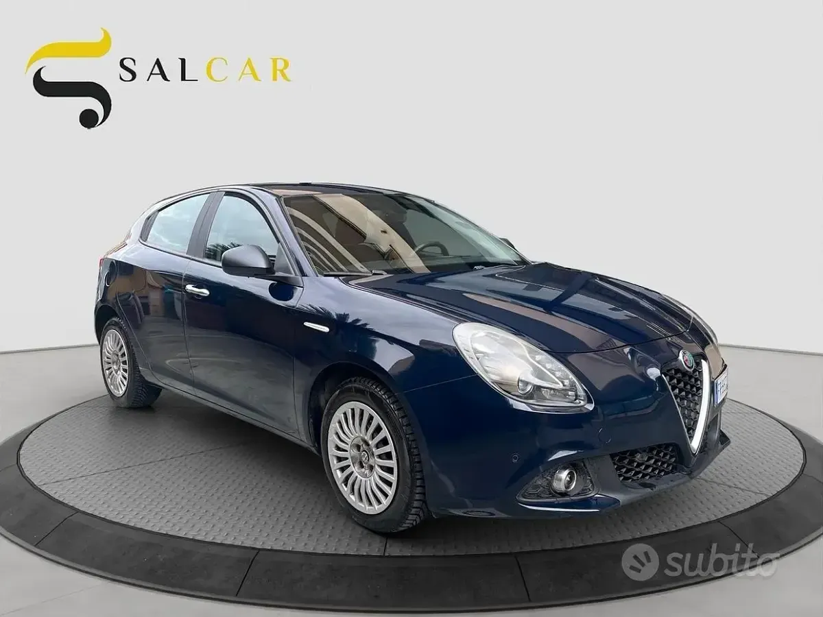Usata Alfa Romeo Giulietta Super 120 CV (88 kW) 2018 Blu Utilitaria