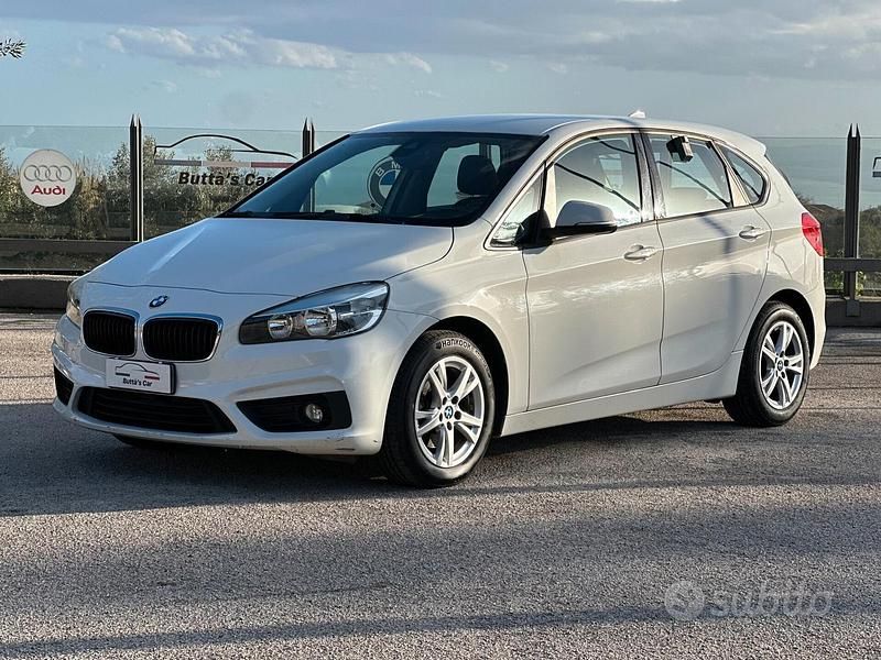 Usata BMW 216 Active Tourer Luxury Line 116 CV (85 kW) 2015 Bianco Monovolume